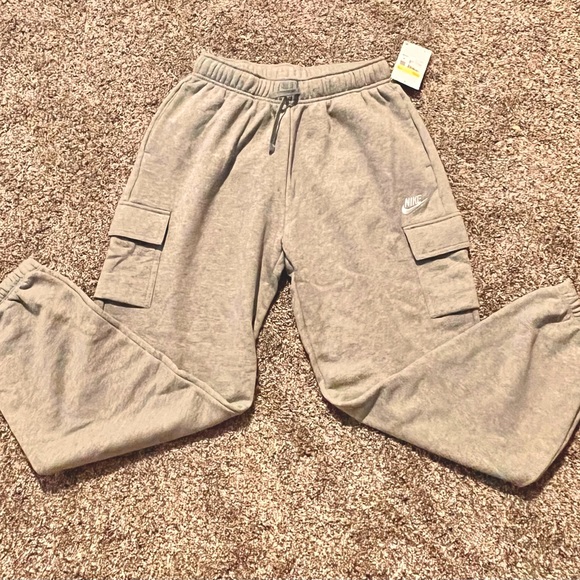 Nike Pants - NWT 🆕 Women’s Nike Club Fleece Sweats 50% Off Nike Price